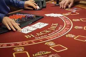 Ilustrasi staf dukungan email super88slot siap melayani pertanyaan pelanggan